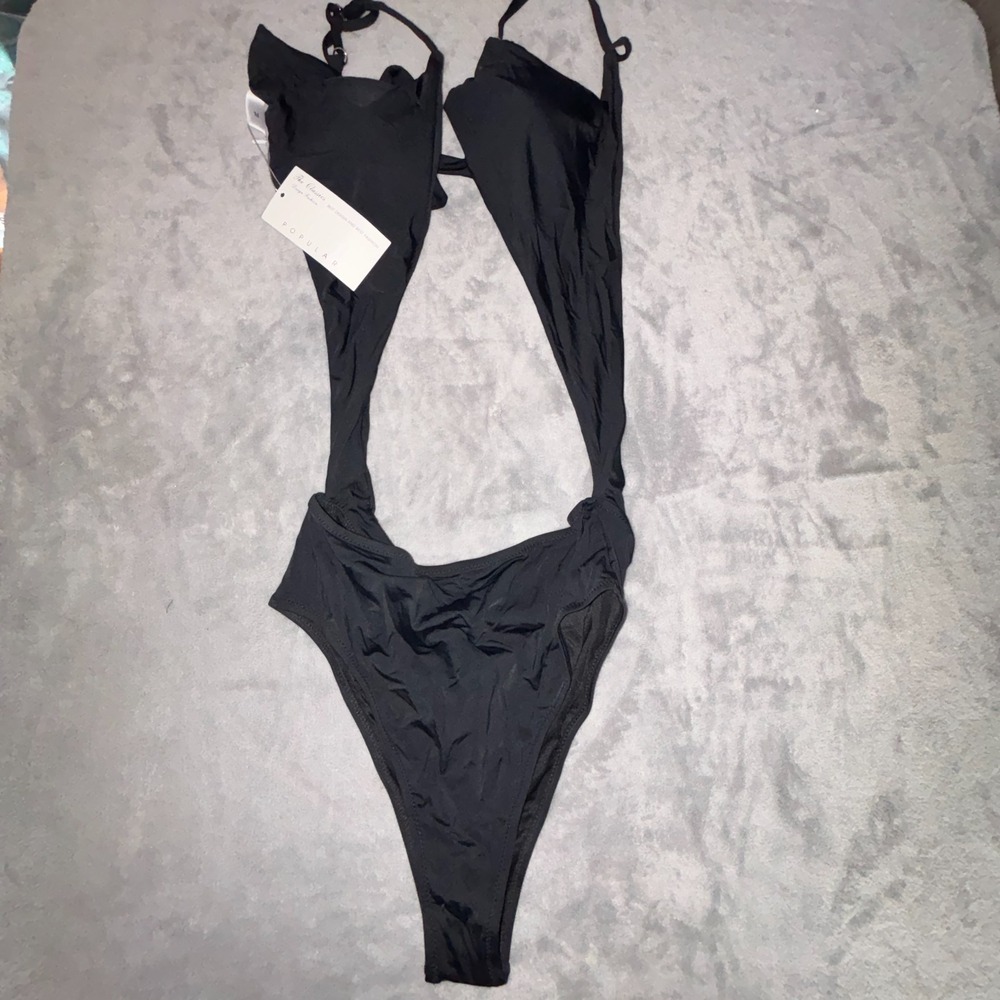 Chyrii Popular The Classic Swimsuit Monokini Medium Black Sexy Cutout Beachwear